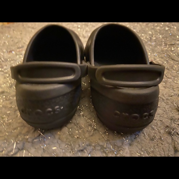 Crocs - Picture 2 of 3